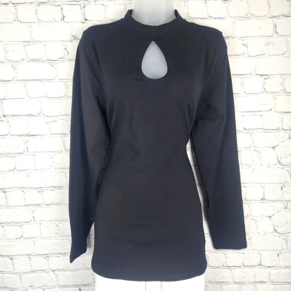 NWT Torrid Size 1 Open Back Foxy Long Sleeve Top